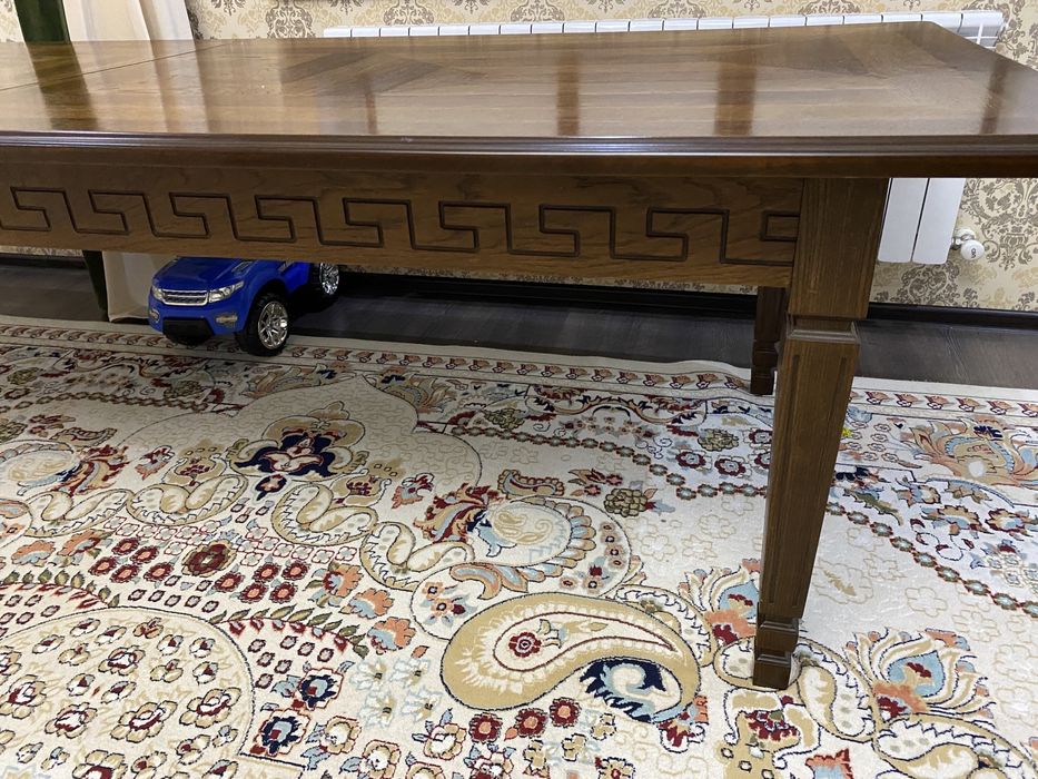 Продам стол в отличном состоянии