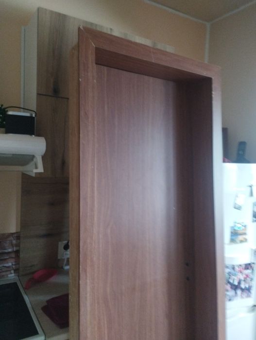 Интериорна врата