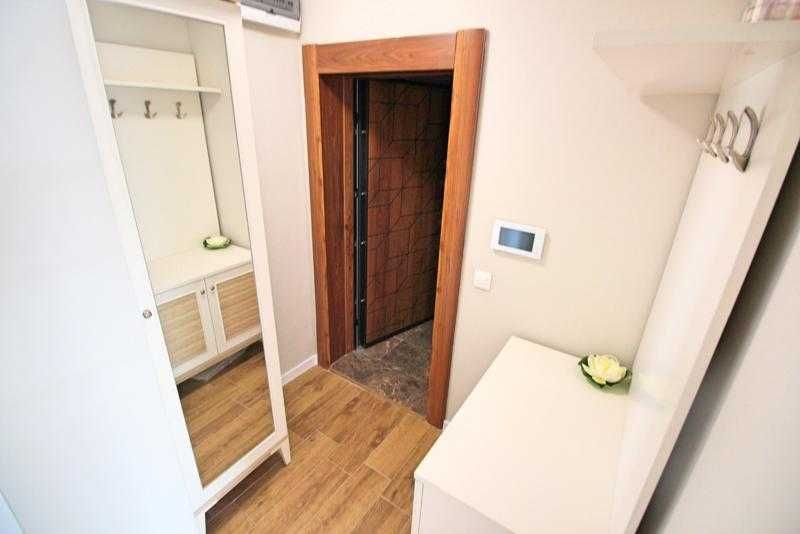 Дава се под наем Тристаен апартамент в Бургас, Братя Миладинови - 120 кв.м за 997.05 € - Снимка #5