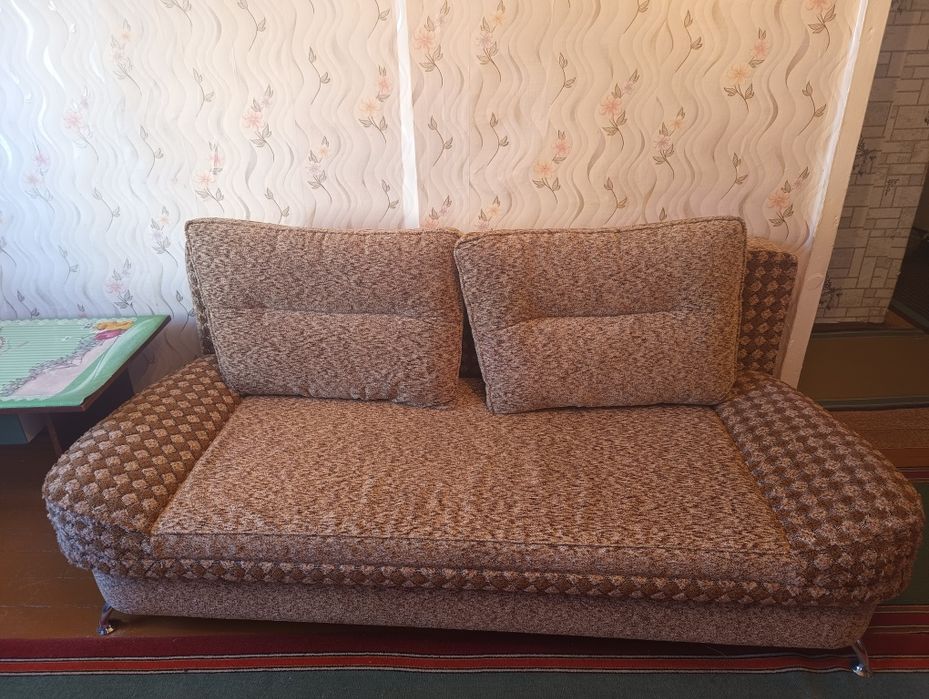 Продам раскладной диван
