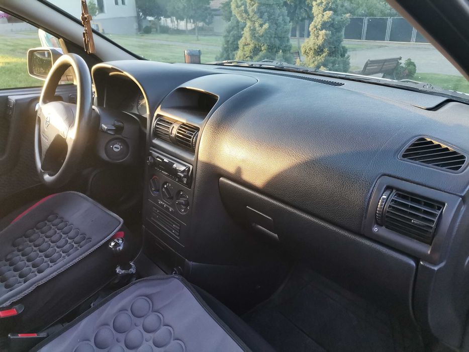 Opel Astra G 1.6 16V 101CP