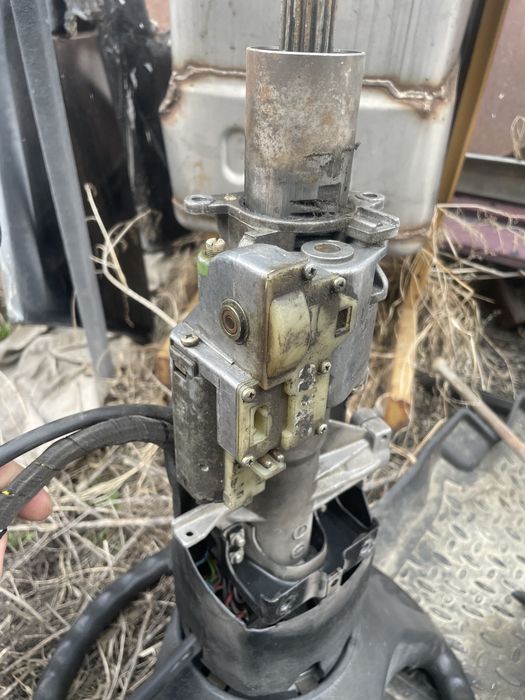 Электроруль на w124