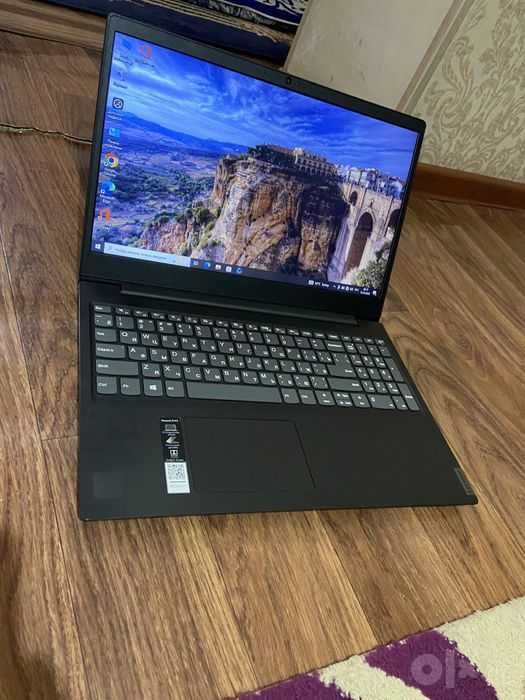Noutbuk sotiladi/DDR4/4100/4 yadir
