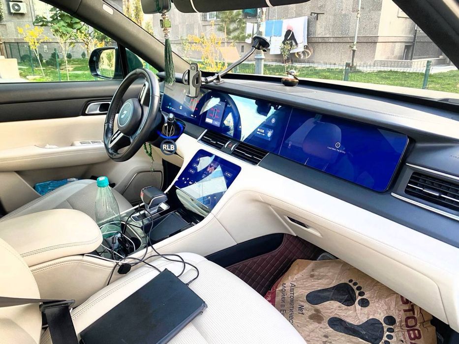 Срочно !!!   !! Li one , li one  зелёный 21/24йил , сотилади