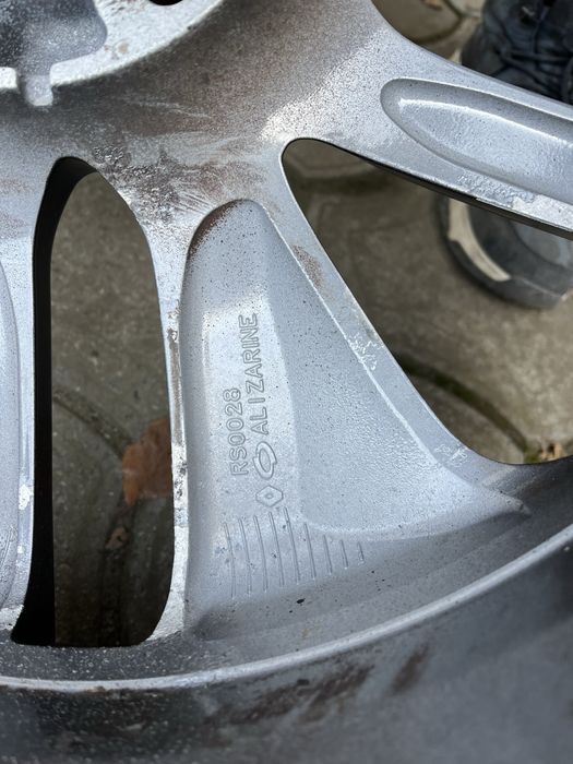 Jante aliaj 5x114.3mm, anvelope vara 225/45 R19 Renault Kadjar, Captur, Koleos, Nissan