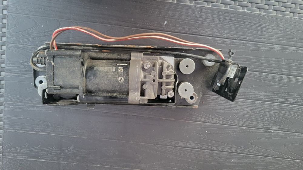 Компресор за окачване WABCO bmw 535 F11