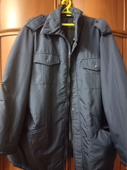 Продам мужскую куртку