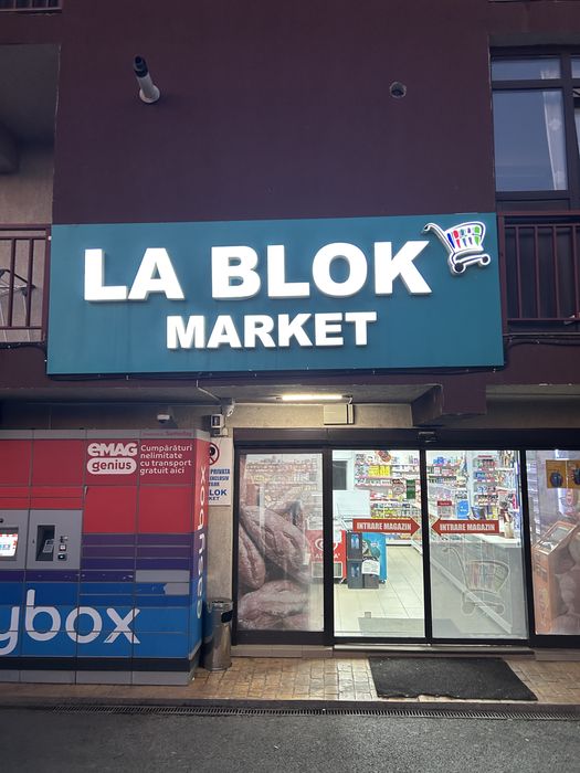 Reclame luminoase magazin