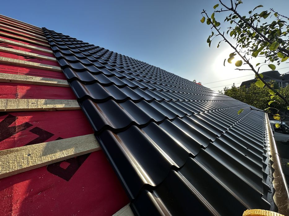 Reparatii acoperisuri montaj tigla metalica mansarde dulgherie izolati