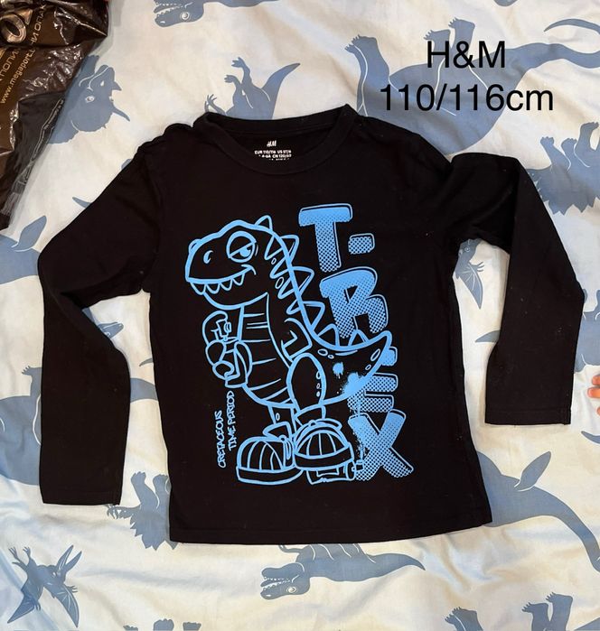 Долнища и блузки за 5лв/брой