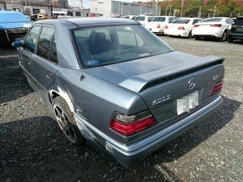 Бампер Мерседес 124 ешка спойлер обвес w124