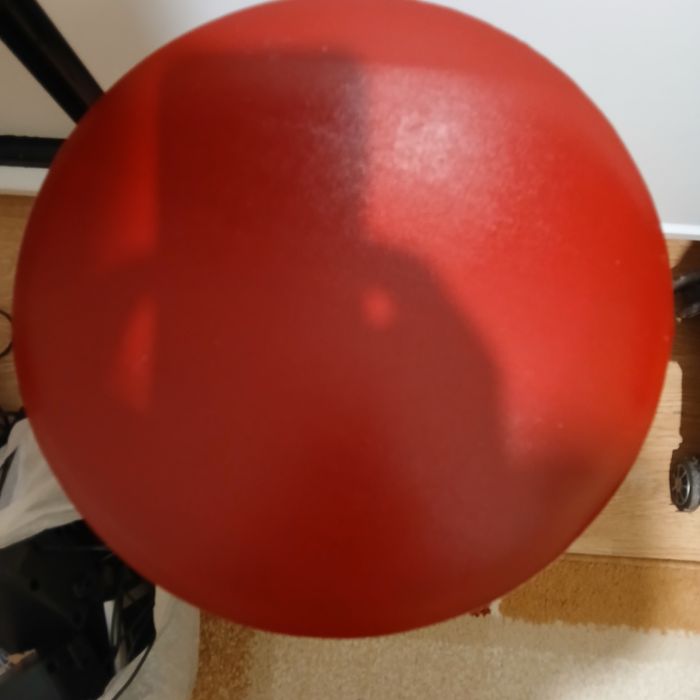 Vand 2 scaune ff bine intretinute