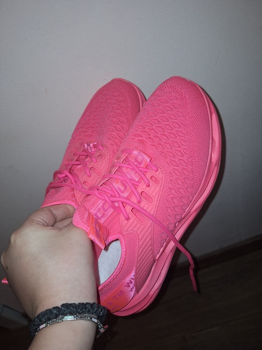 Маратонки дамски