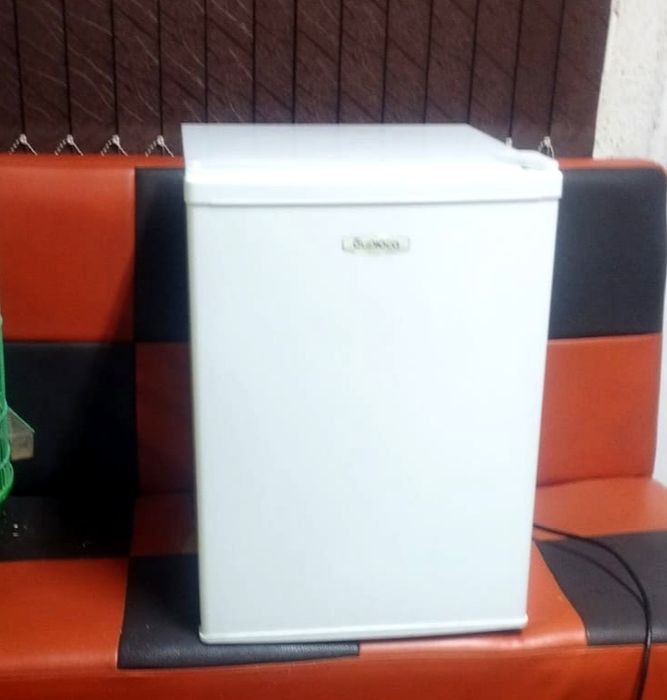 Продам холодильник 65 см высотой