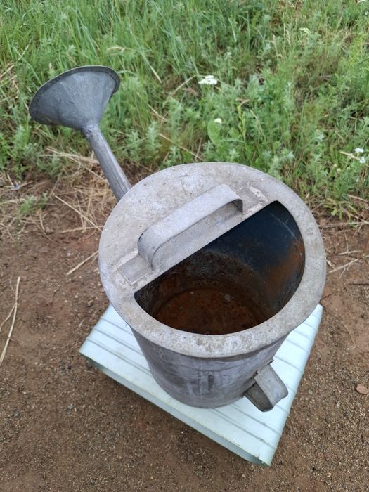 Продам сов.  лейку, оцинкованная.