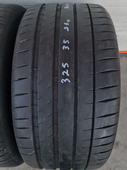 Летни гуми 2 броя MICHELIN PilotSprot4S  325 35 R23 дот 5023