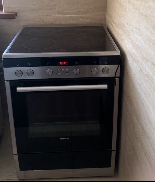 Продается электроплита Siemens