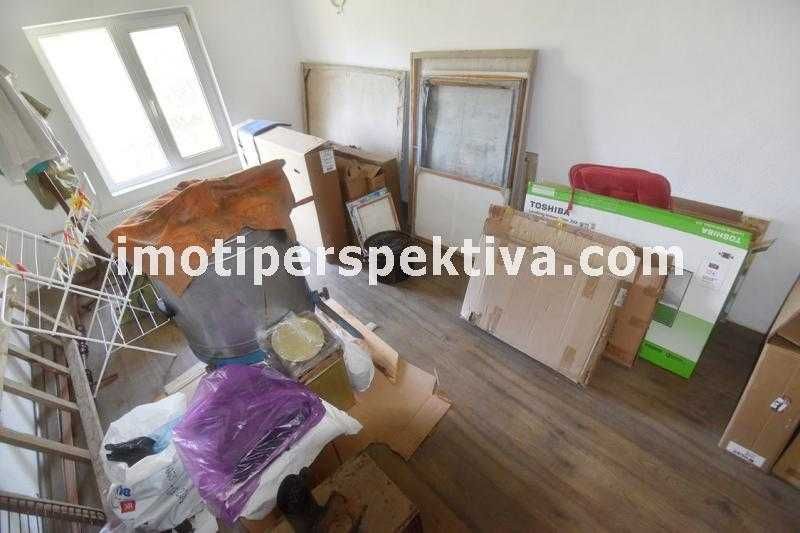 реф.1300 Обзаведена къща в кв. Кършияка!