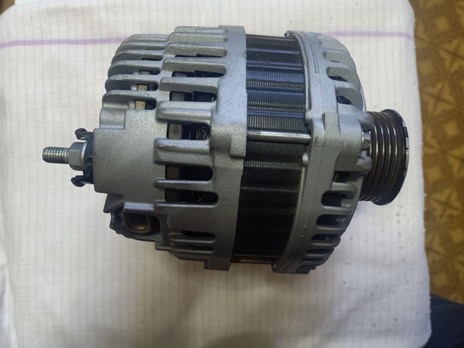 Генератор на Ниссан кашкай