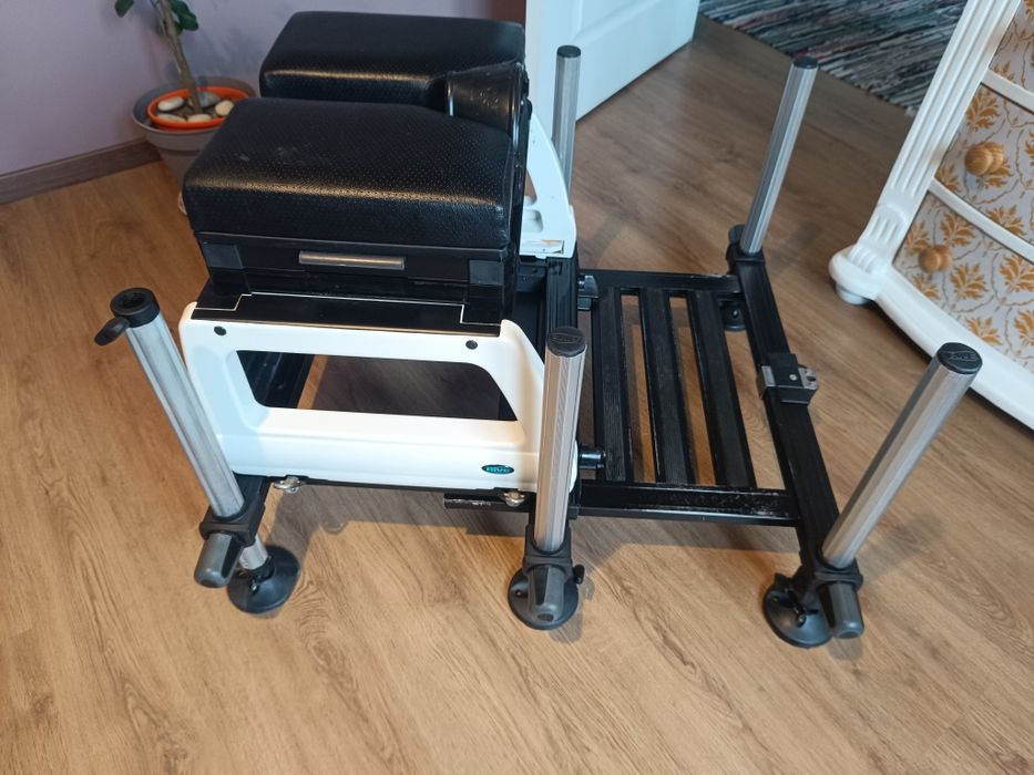 Scaun modular Rive D36