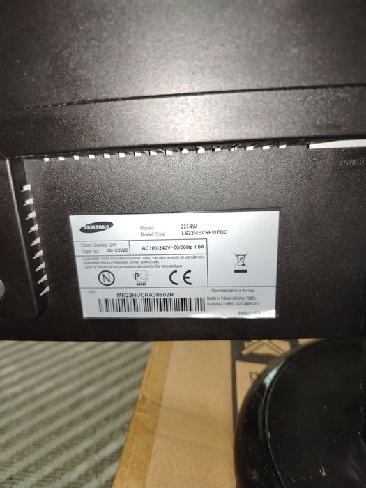 Продам манитор Samsung