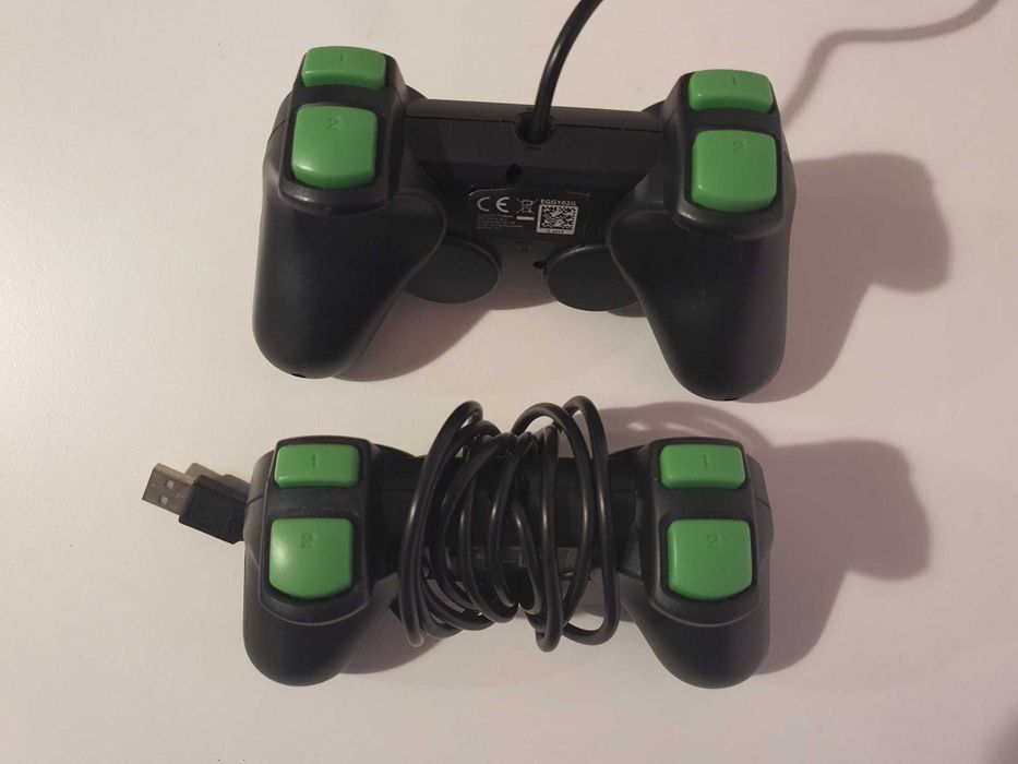 Set 2 controllere USB Esperanza (verde/negru), funcționale 100%