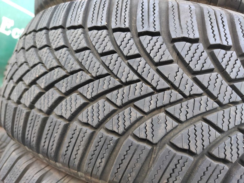 4бр Зимни гуми 205 55 16 - Bridgestone