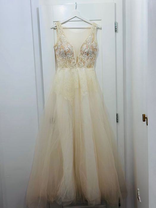 Rochie mireasa-livrare in toata tara