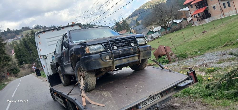 Vind sau dezmembrez Opel frontiera