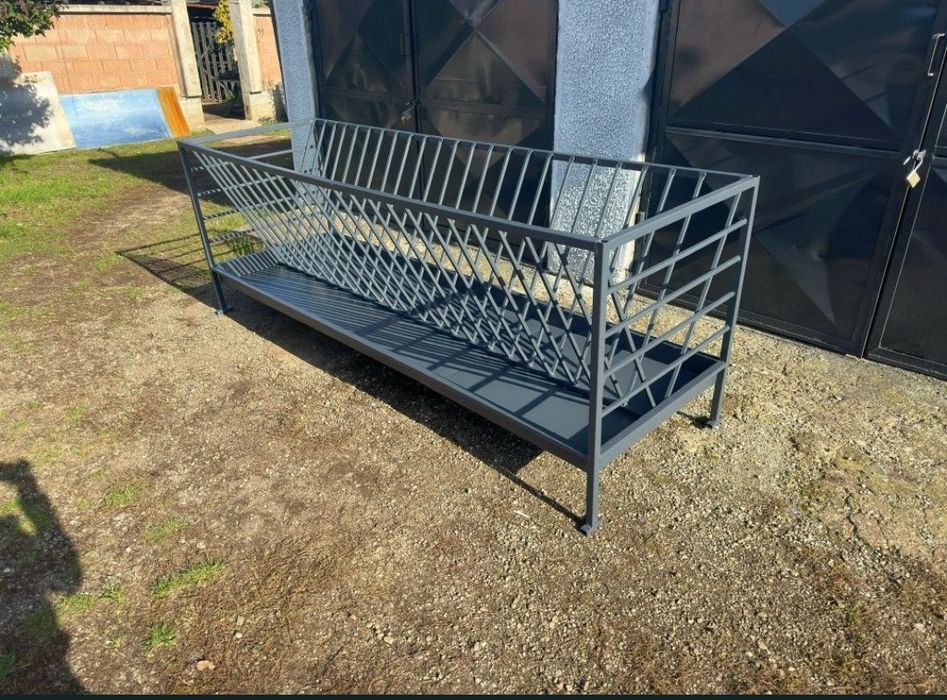 De vânzare Iesle pentru oi