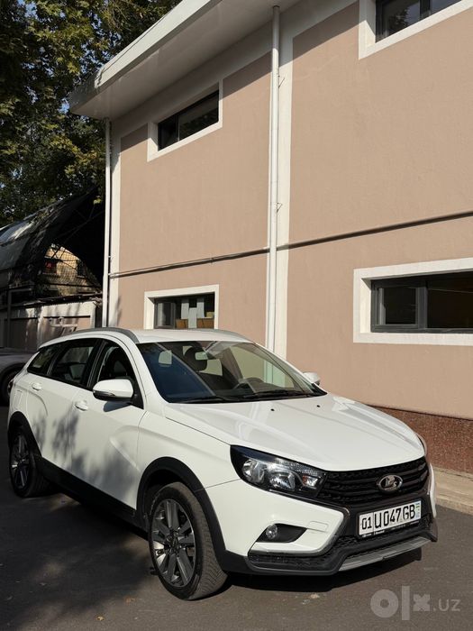 Продается своя Лада Веста SW Cross 1,8 Luxe Multimedia