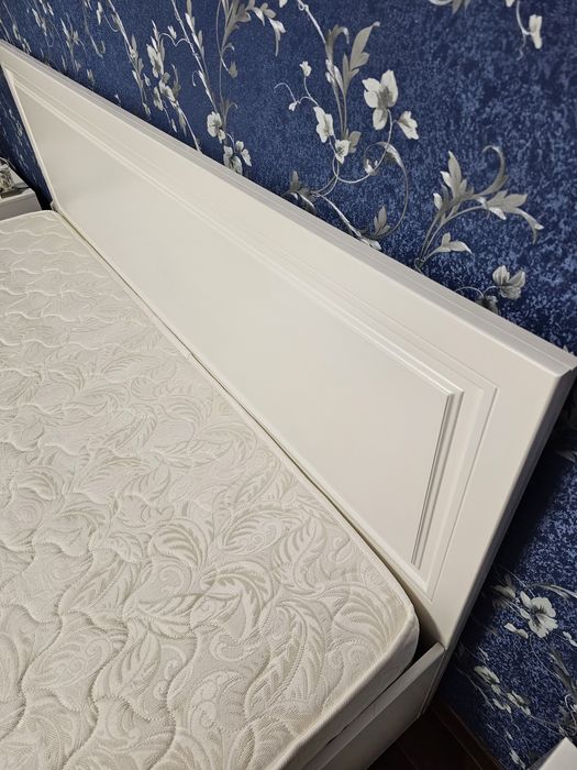 Продам кровать+матрас