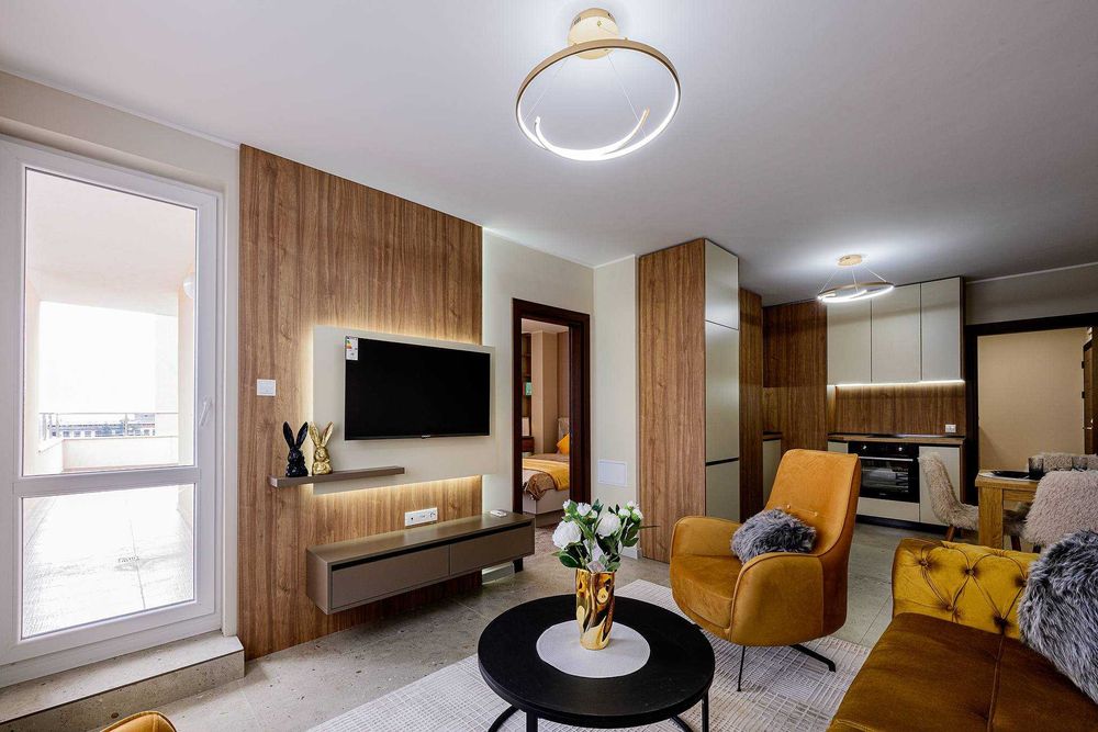 Продава се Тристаен апартамент в Стара Загора, Три чучура - север - 132 кв.м за 653 €/кв.м - Снимка #1