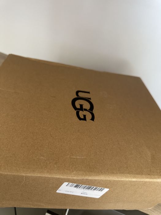 Сандали UGG НОВИ