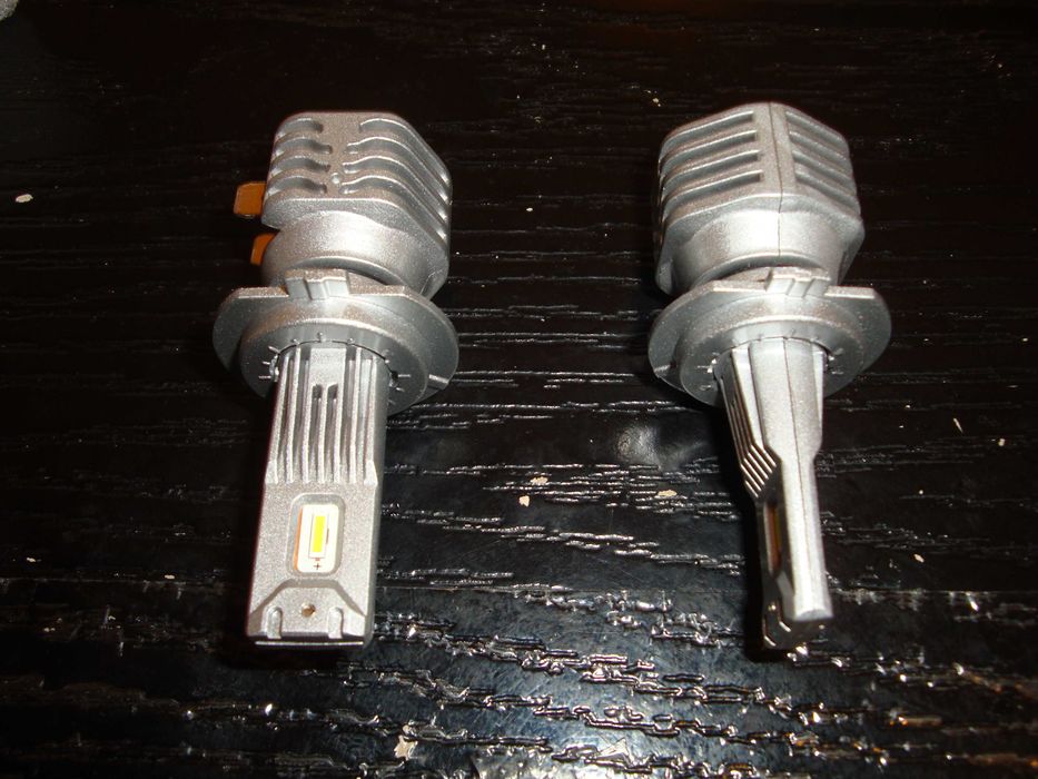 LED auto Premium Set 2 led-uri 60W 6000lm cambus H7 CPS 6500k