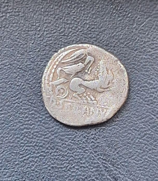 Vand 3 monede romane antice