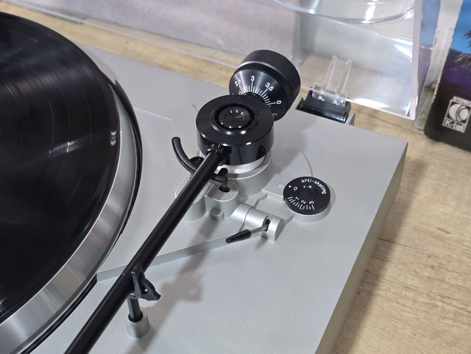 Pick-up GRUNDIG PS-2500, full automatic, stroboscop, pitch  control,