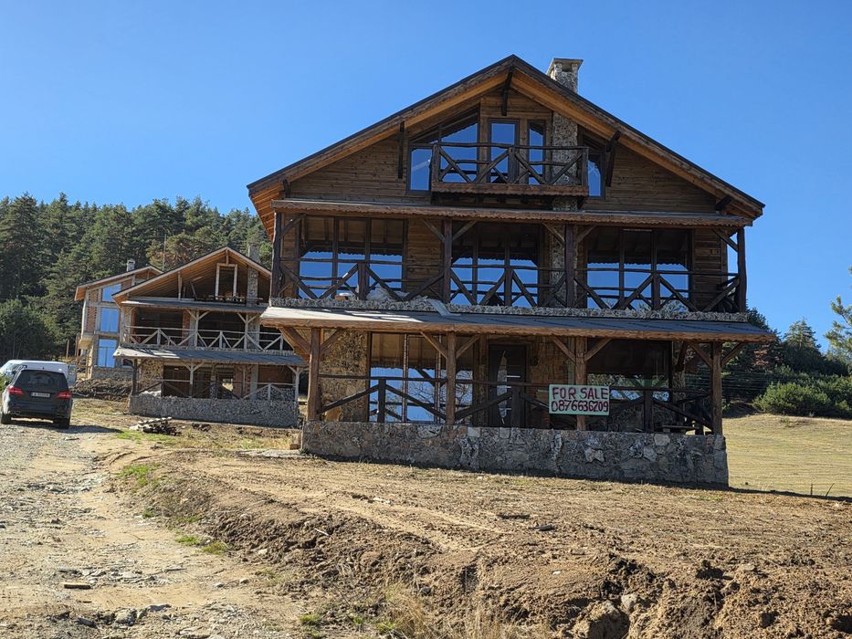 Продавам къща в УПИ на брега на язовир Батак