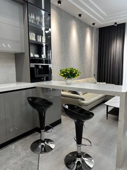 Шикарная 2х ком кв-ра в центре города Ц1 ул.Садыка Азимова Эко Парк