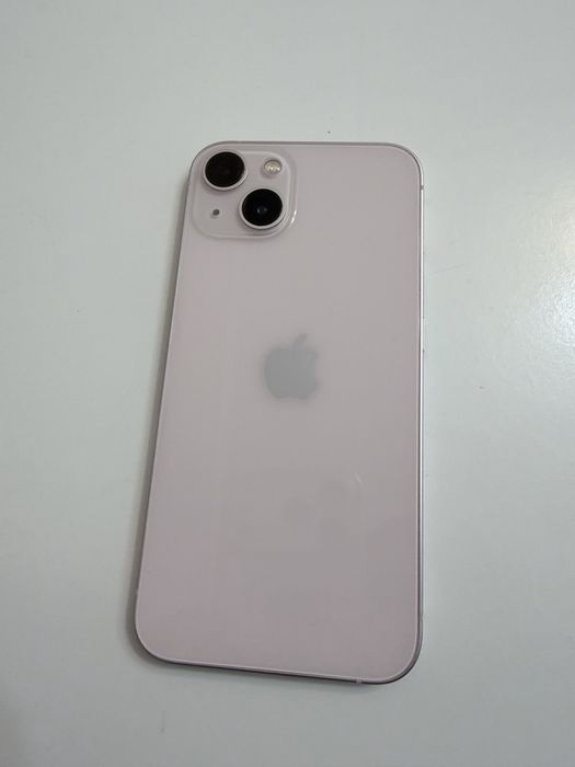 Продам Iphone 13