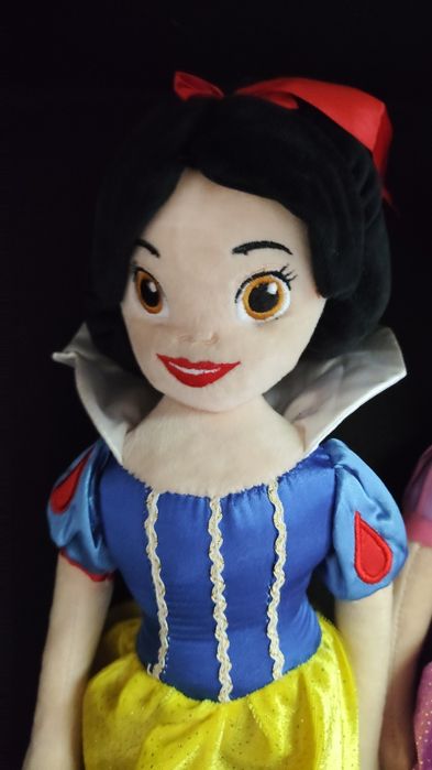 Плюшени играчки  Елза и Анна, Ариел, Снежанка,Рапунзе45см