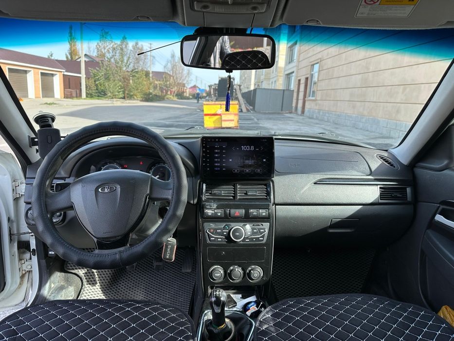 Продам Лада приора 2014 год люкс+