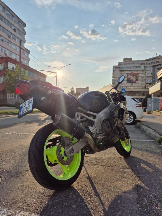kawasaki zx6r 2006 ' Auto, moto si ambarcatiuni ' OLX.ro