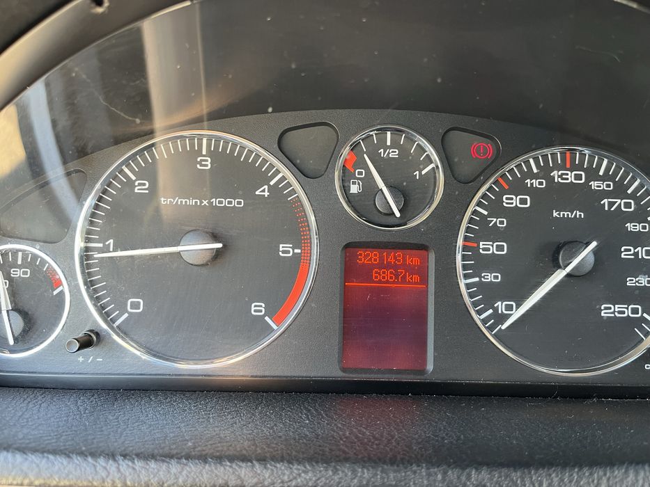 Vand peugeot 407   2.0 HDI