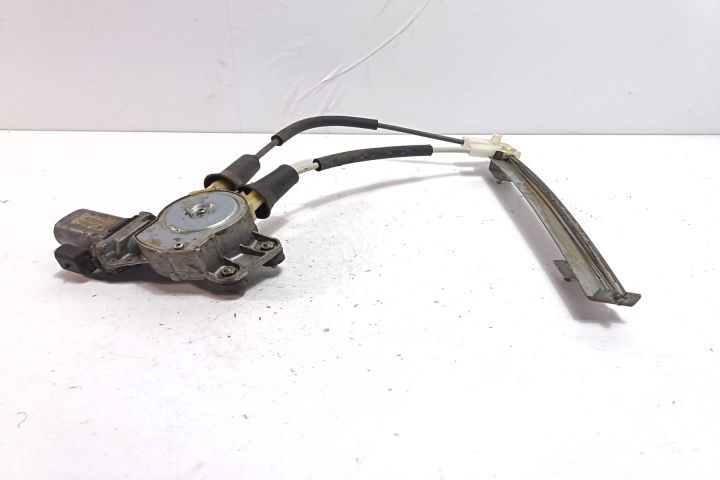 Macara geam spate stanga 46739795 Alfa Romeo 147 prima generatie (fac