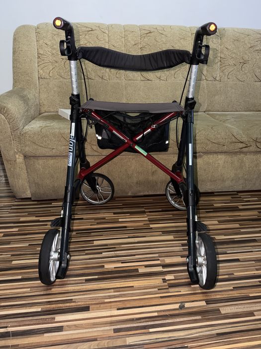 Cadru rulant din aluminiu pliabil batrani dizabilitati (ca nou)