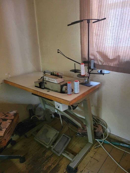 Шевни машини, оверлози, гладачна преса  Професионални използвани