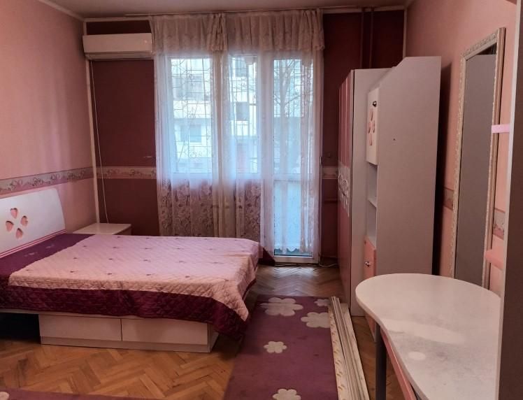 Дава се под наем Тристаен апартамент в София, Надежда 2 - 100 кв.м за 550 € - Снимка #4