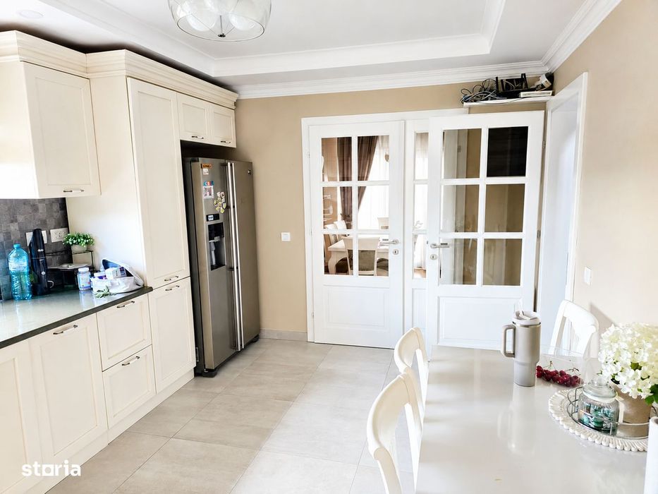 Casa premium de vânzare , strada Muntele Carmel — Sanmartin