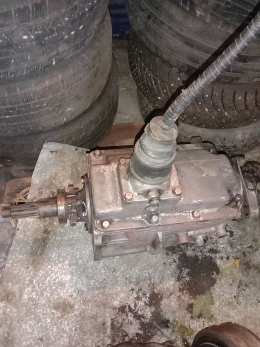 Продам запчасти на зил 130